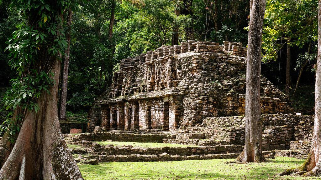 Yaxchilán | Centurion Magazine