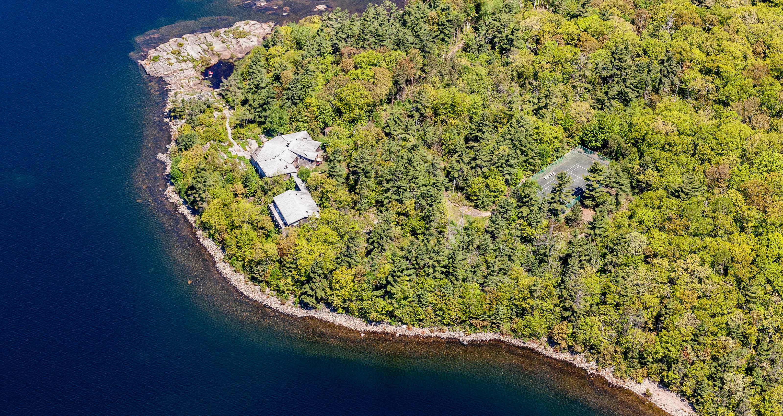 Ermyn Island, Canada