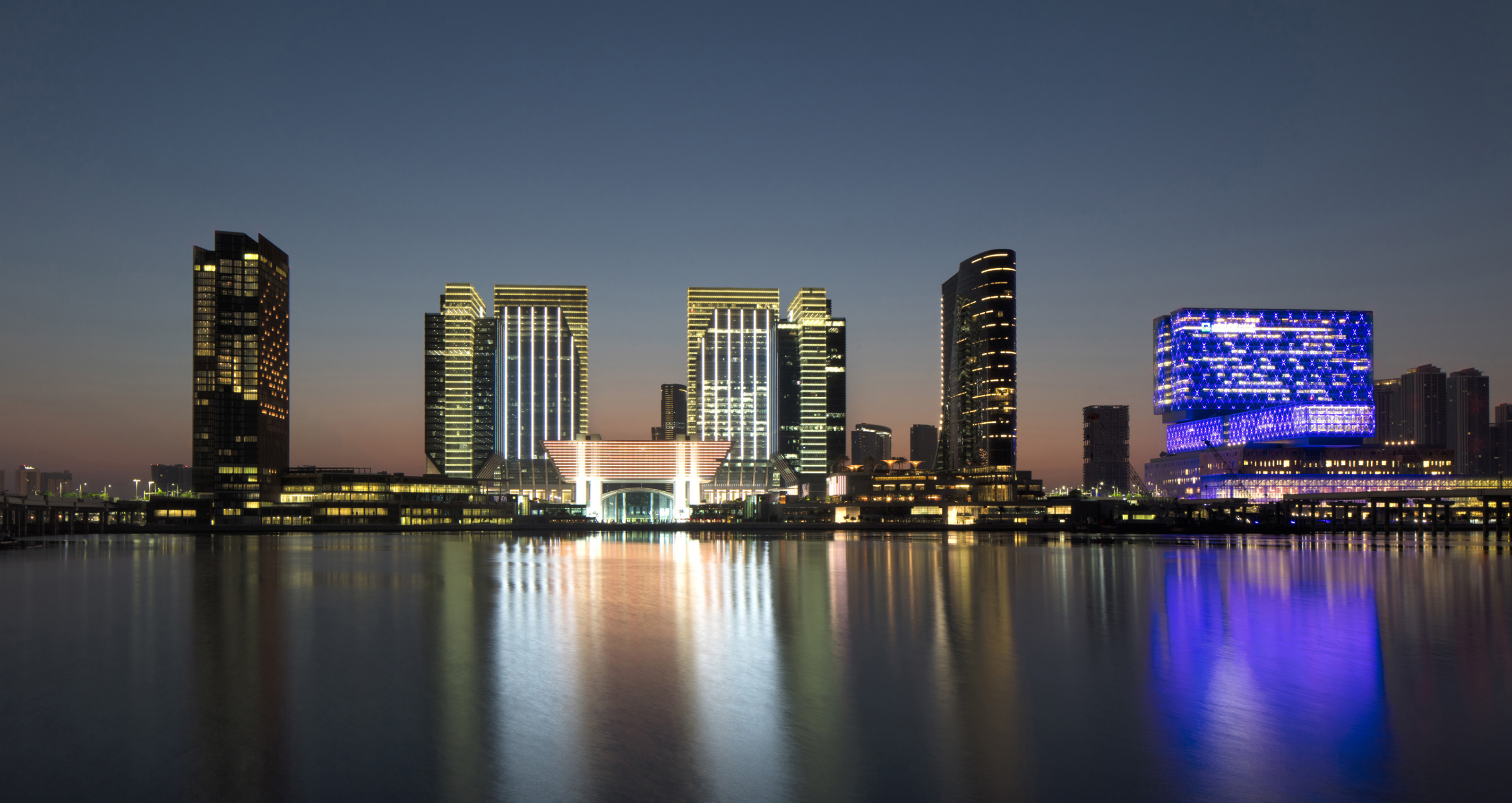 Four Seasons Abu Dhabi at Al Maryah Island