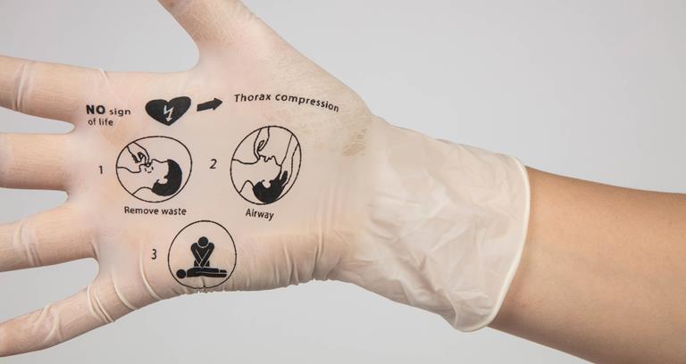 First Aid Gloves
