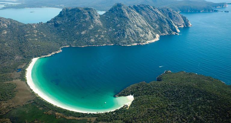 Wineglass Bay Sail Walk Tasmania Centurion Magazine Wineglass Bay Sail Walk Tasmania Centurion Magazine